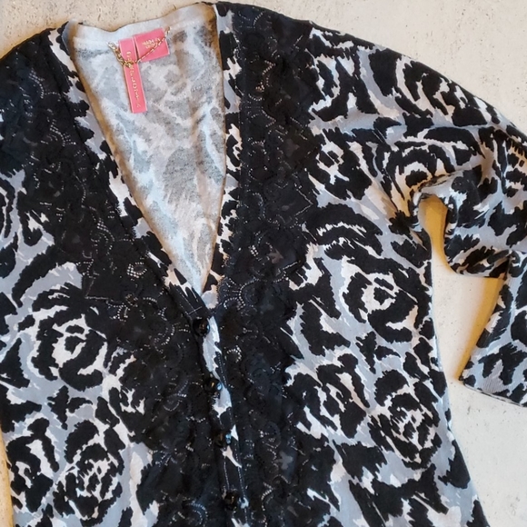 Charlotte Russe ikat rose print cotton cardigan - Picture 1 of 4